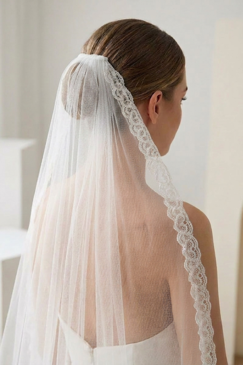 Minimal Lace Cathedral Veil