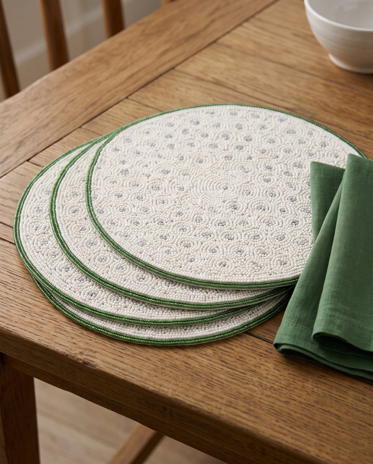 Personalized Golf Ball Beaded Placemat, Round Table Mat for Golfer Gift, Clubhouse Dining Decor, Custom Monogram Beadwork Charger